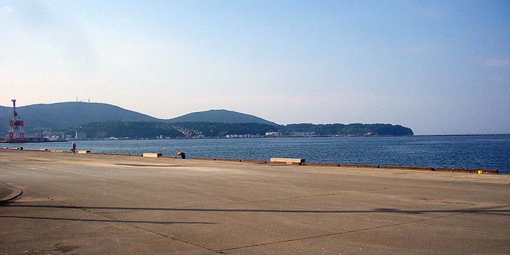 190802ferry .jpg(47024 byte)